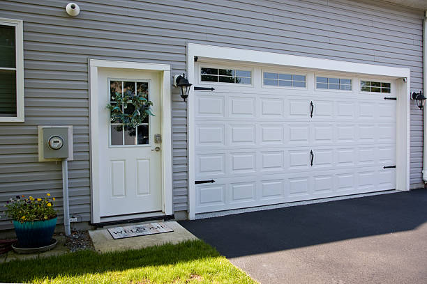 24/7 Emergency Garage Door Panel Replacement experts in Arlington, GA